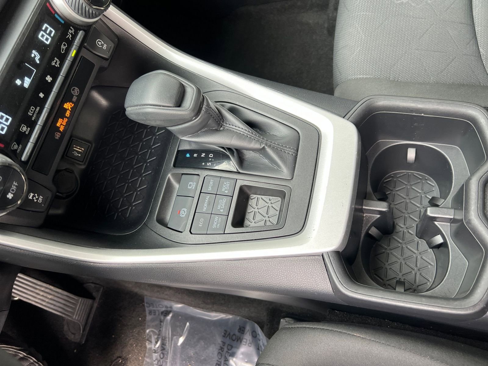 Thumbnail: 2025 Toyota RAV4 - 35