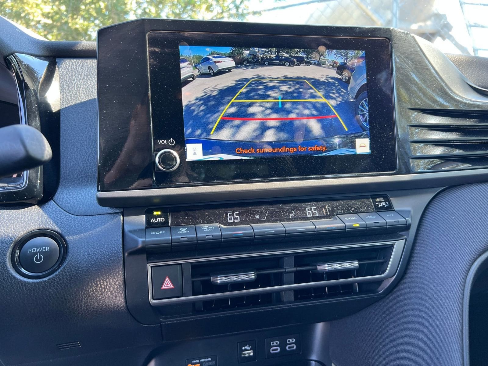 Thumbnail: 2025 Toyota Camry - 17