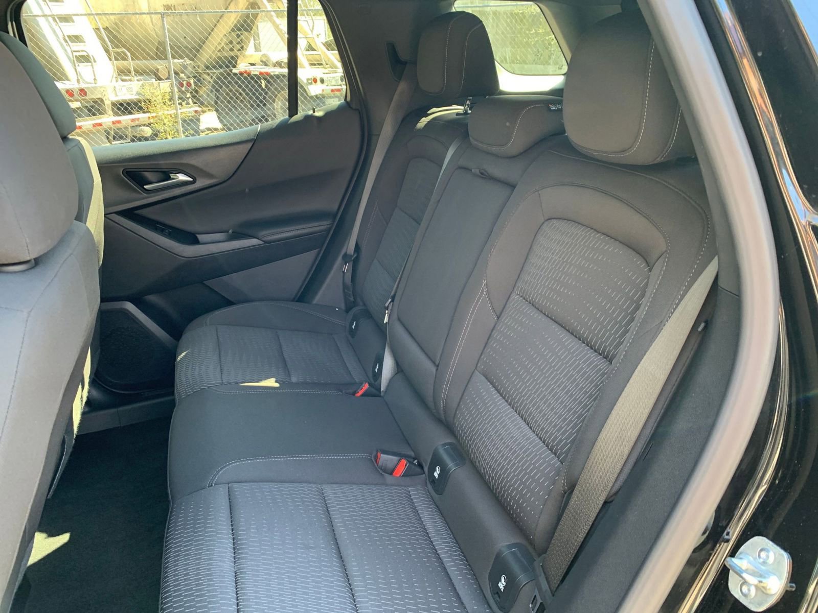 Thumbnail: 2025 Chevrolet Equinox - 34