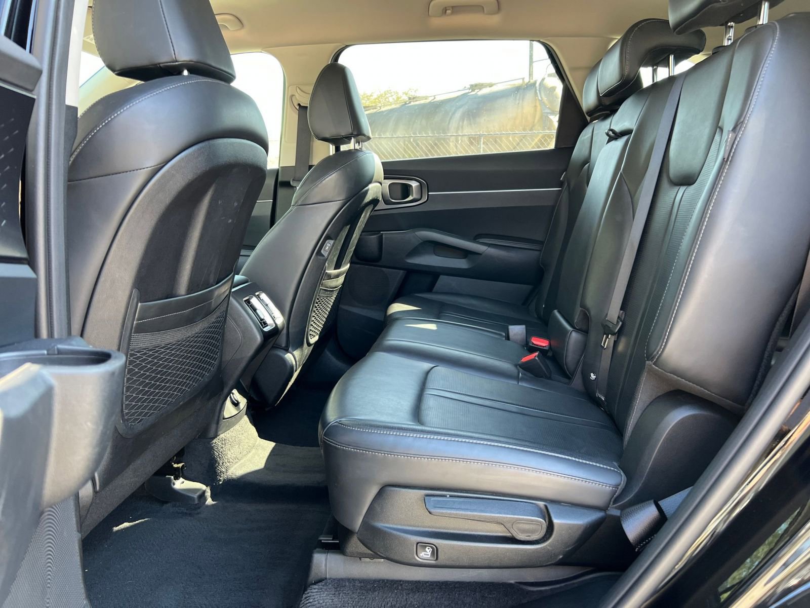 Thumbnail: 2024 Kia Sorento - 23