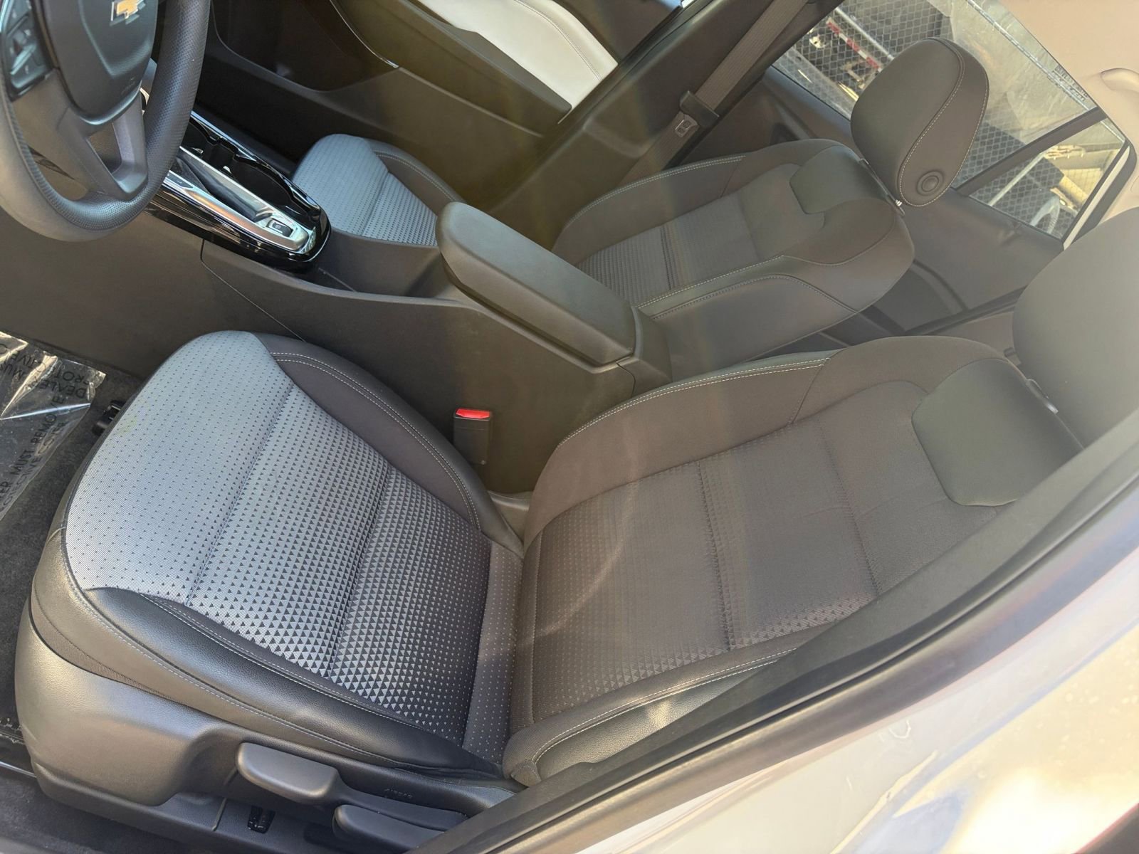 Thumbnail: 2025 Chevrolet Trax - 30