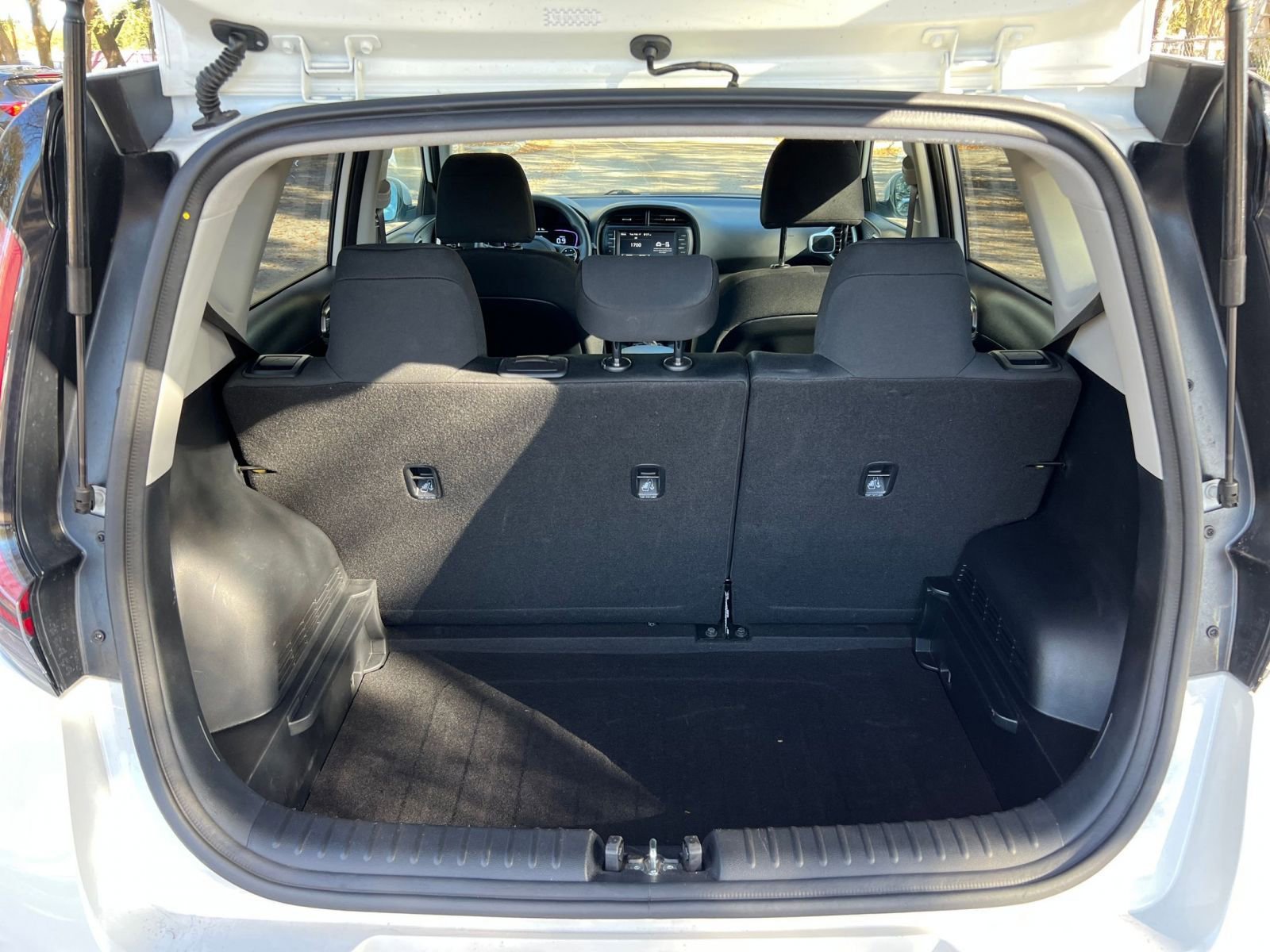 Thumbnail: 2025 Kia Soul - 25