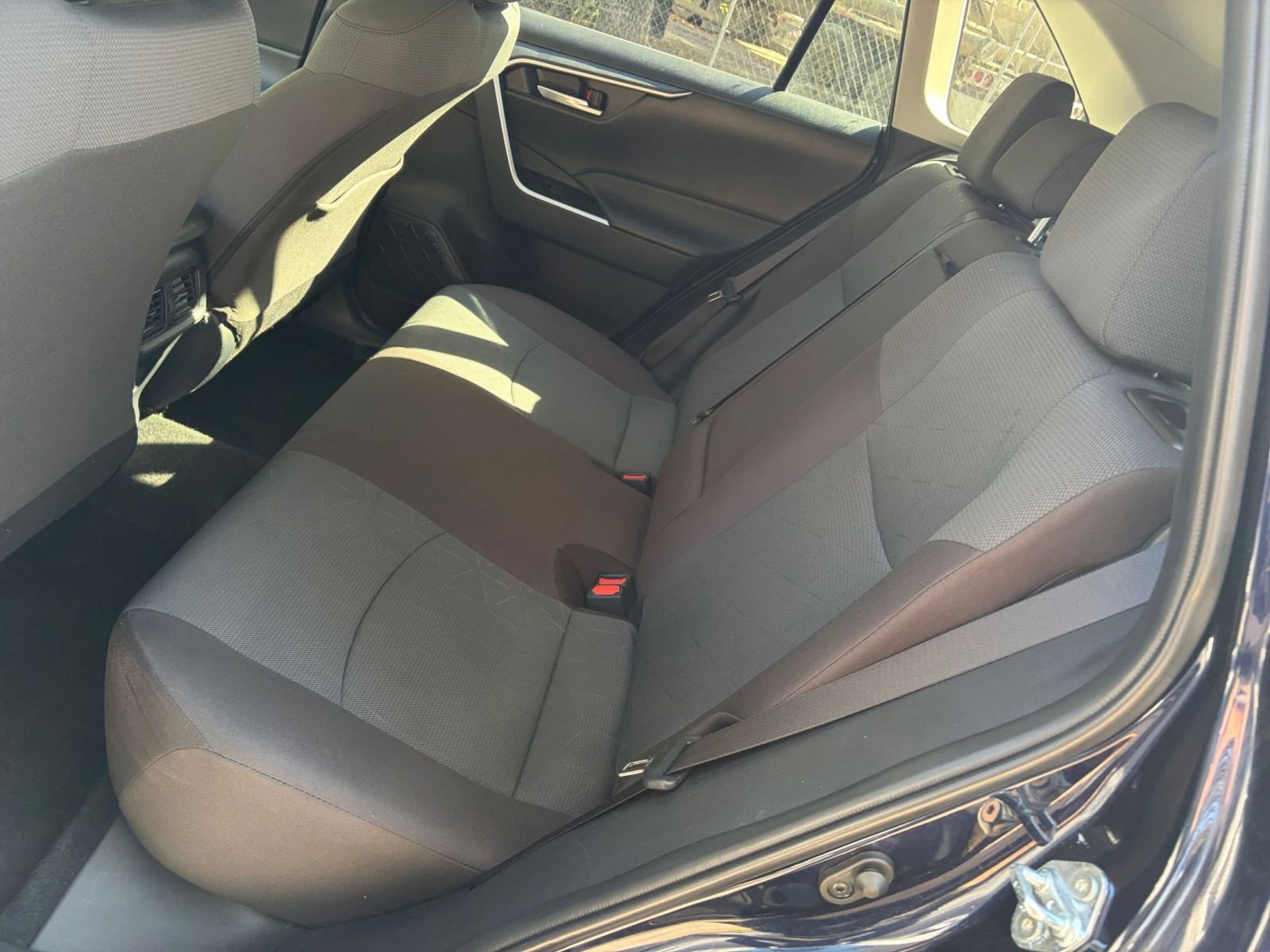 Thumbnail: 2025 Toyota RAV4 - 35