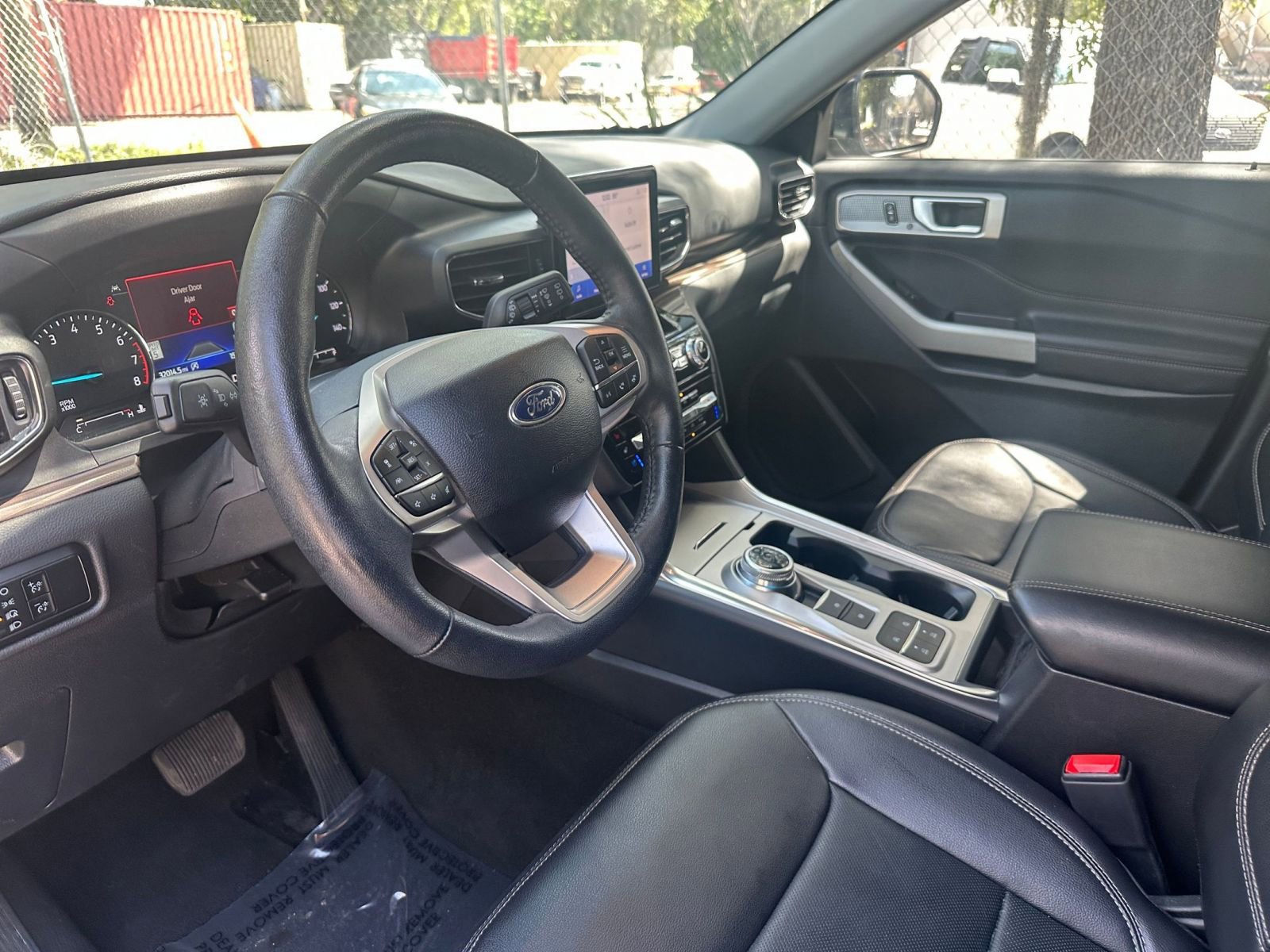 Thumbnail: 2024 Ford Explorer - 28