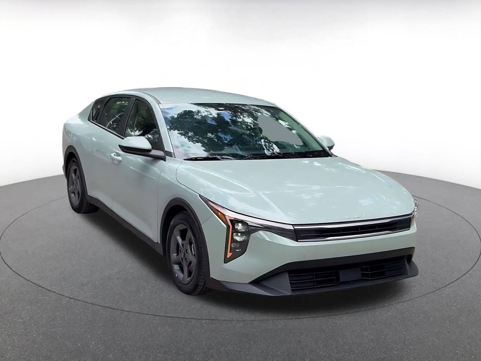 Thumbnail: 2025 Kia K4 - 4