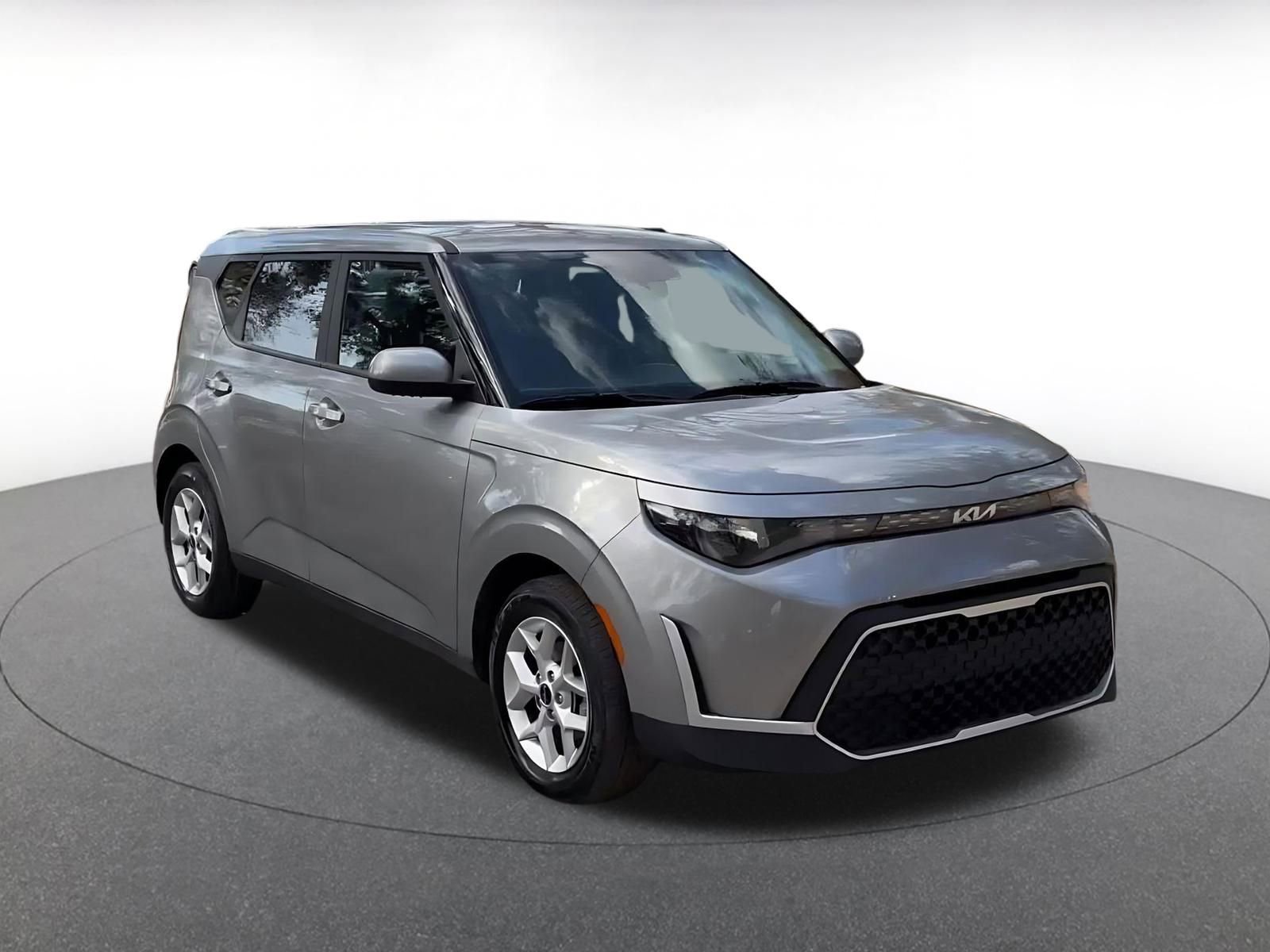 Thumbnail: 2025 Kia Soul - 3