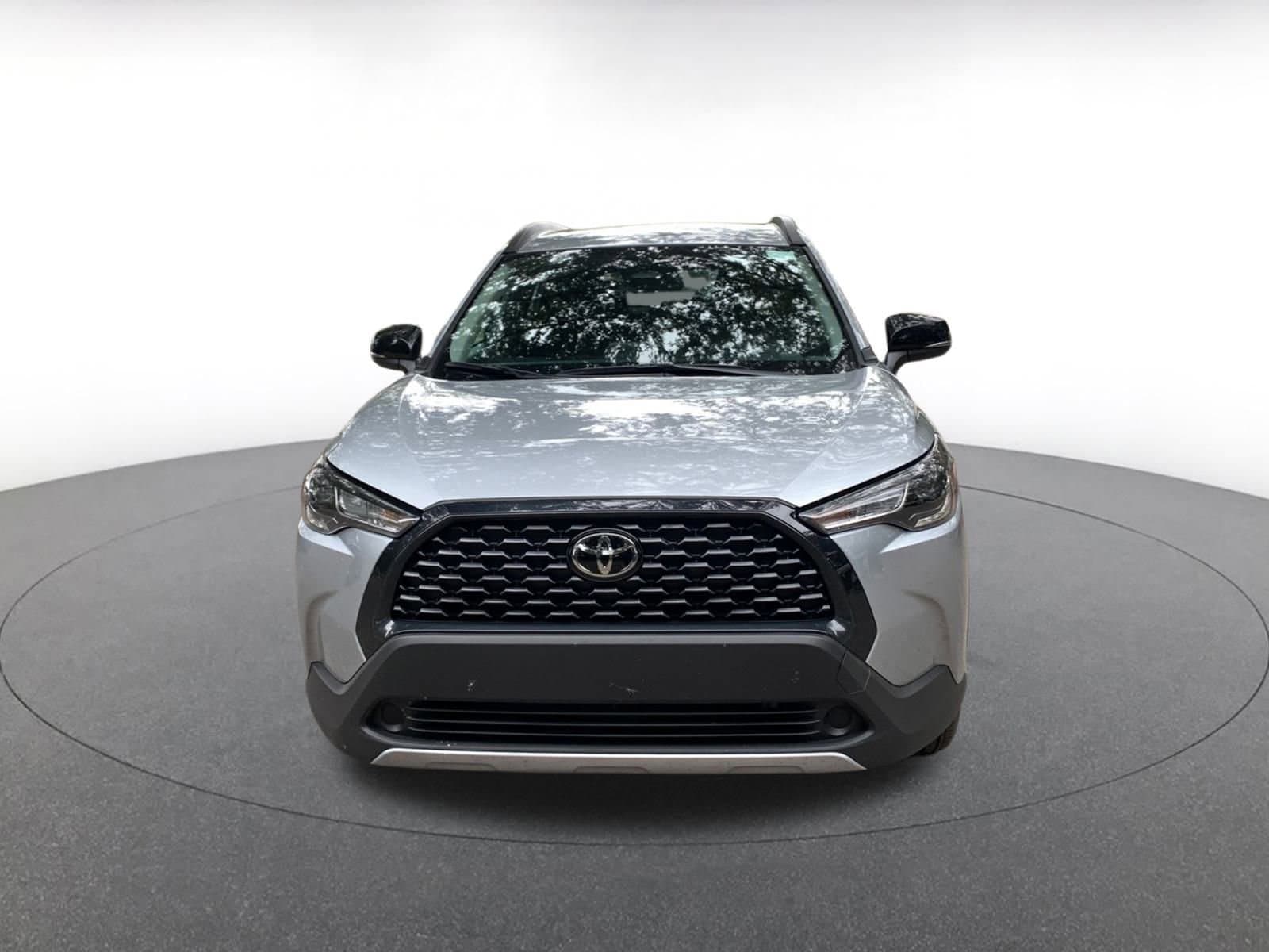 Thumbnail: 2025 Toyota Corolla Cross - 2