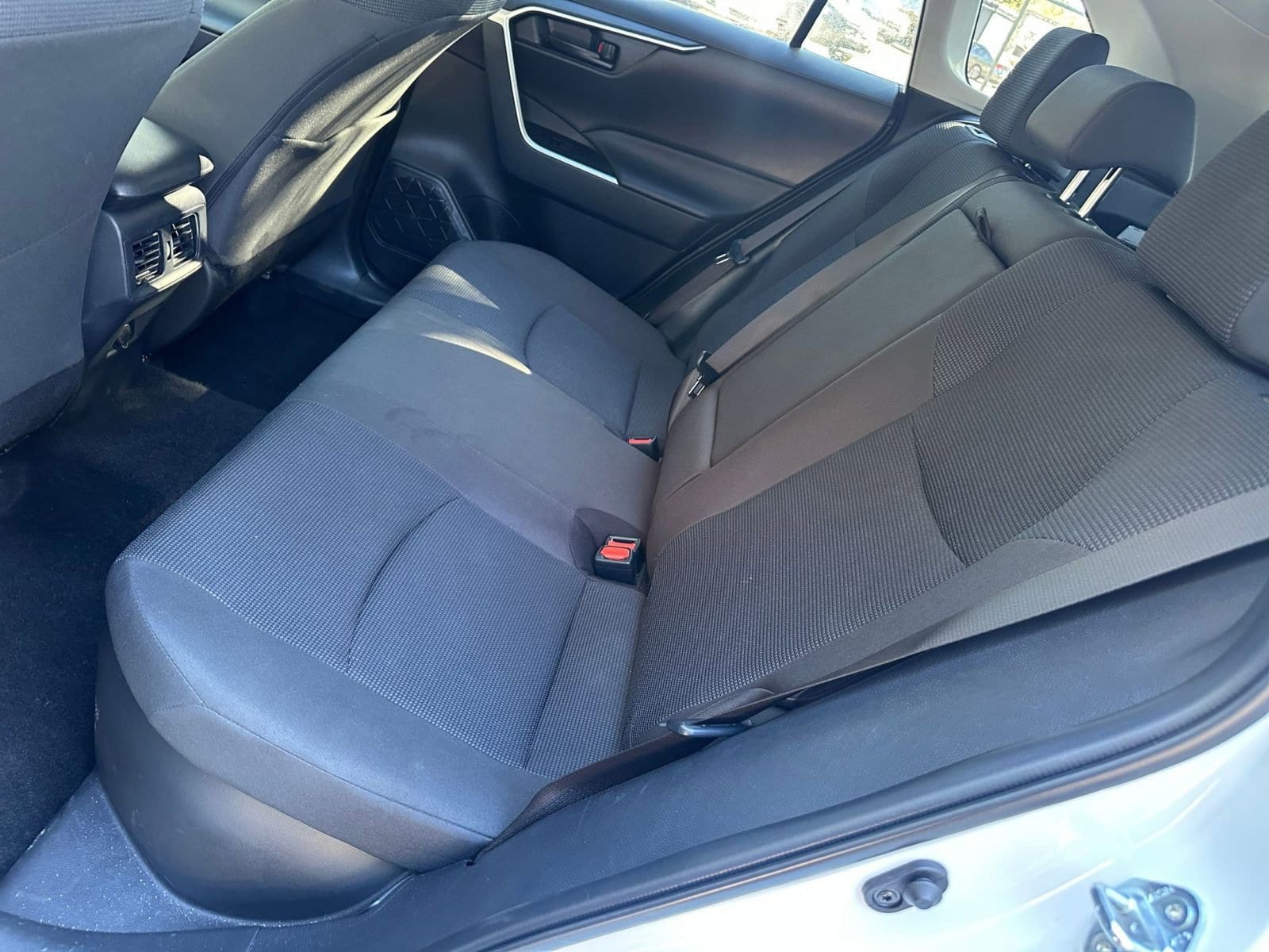 Thumbnail: 2025 Toyota RAV4 - 33