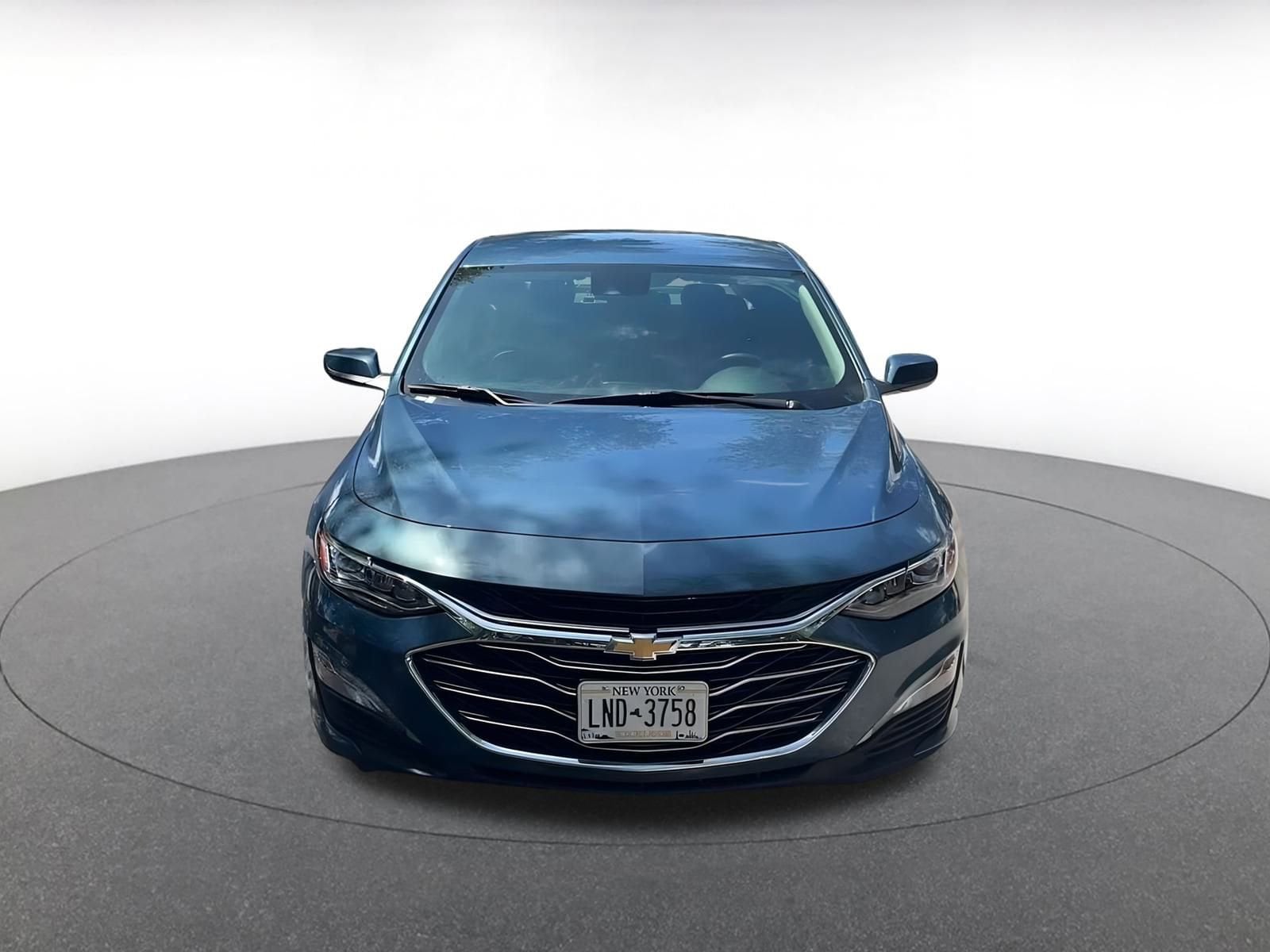 Thumbnail: 2024 Chevrolet Malibu - 4