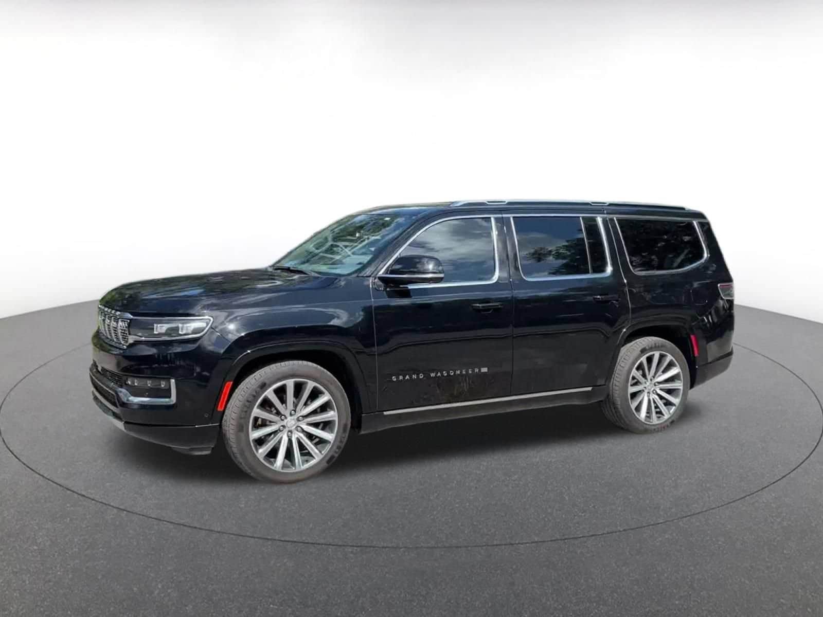 Thumbnail: 2023 Jeep Grand Wagoneer - 8
