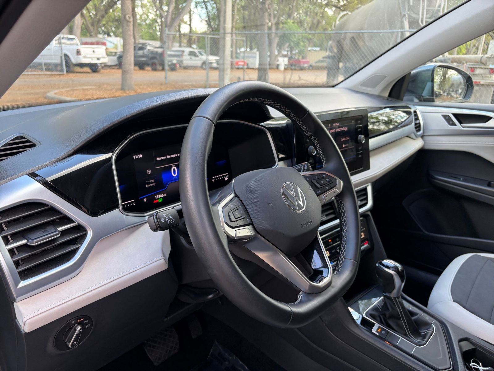 Thumbnail: 2025 Volkswagen Taos - 30