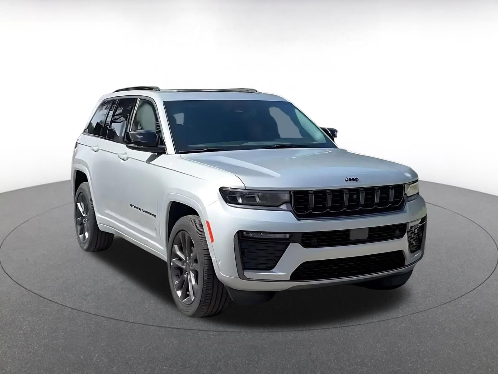Thumbnail: 2026 Jeep Grand Cherokee - 3