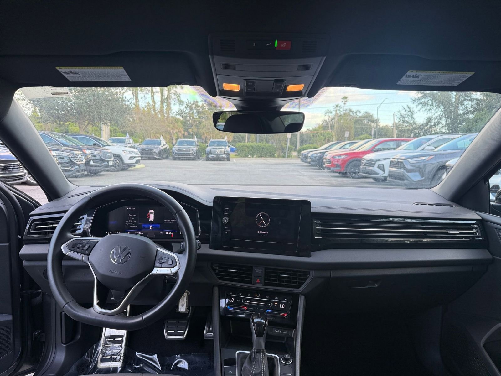 Thumbnail: 2025 Volkswagen Jetta - 27