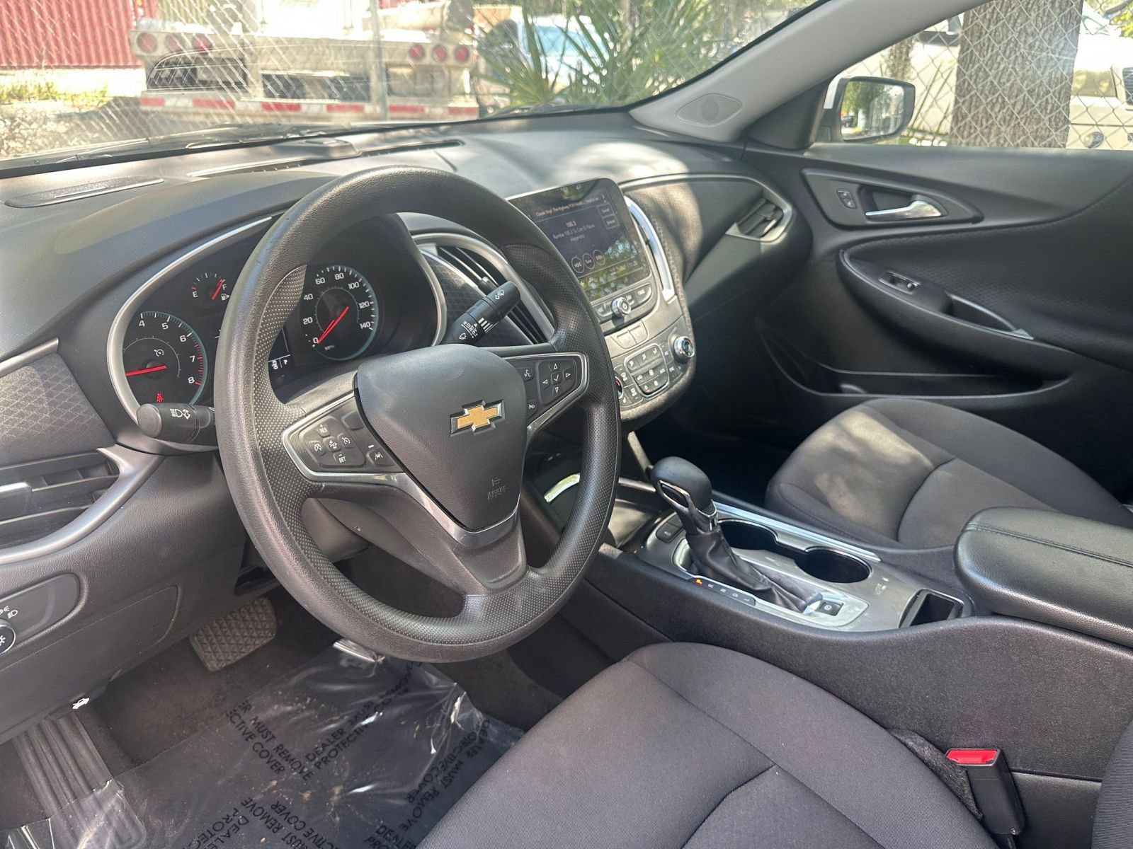 Thumbnail: 2023 Chevrolet Malibu - 28