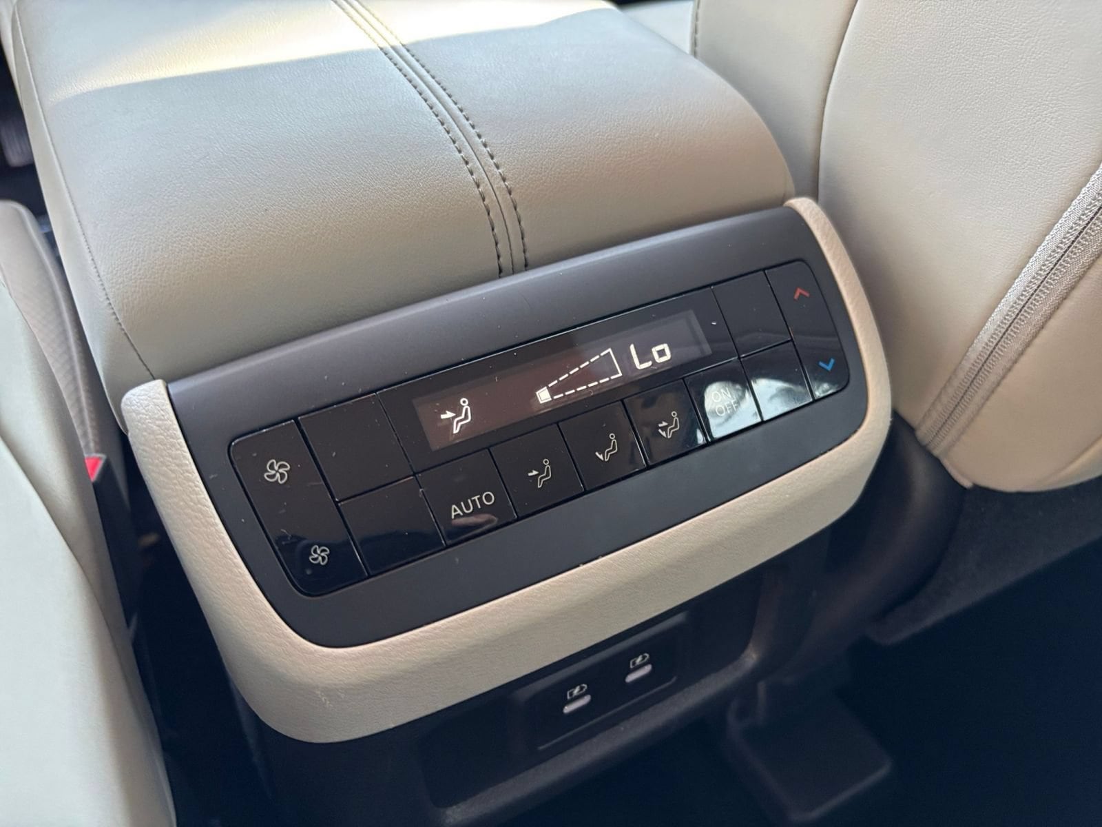Thumbnail: 2026 Nissan Pathfinder - 21