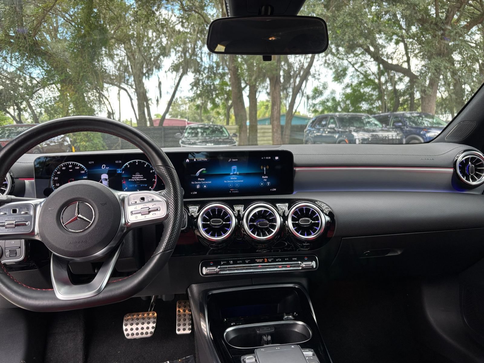 Thumbnail: 2022 Mercedes-Benz CLA - 35