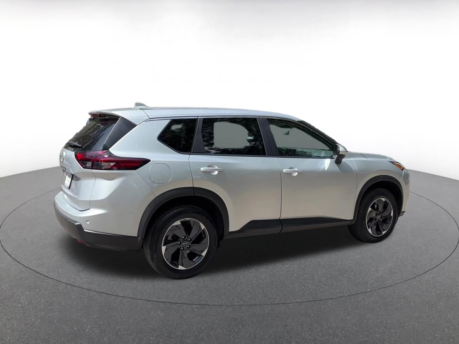 Thumbnail: 2025 Nissan Rogue - 15