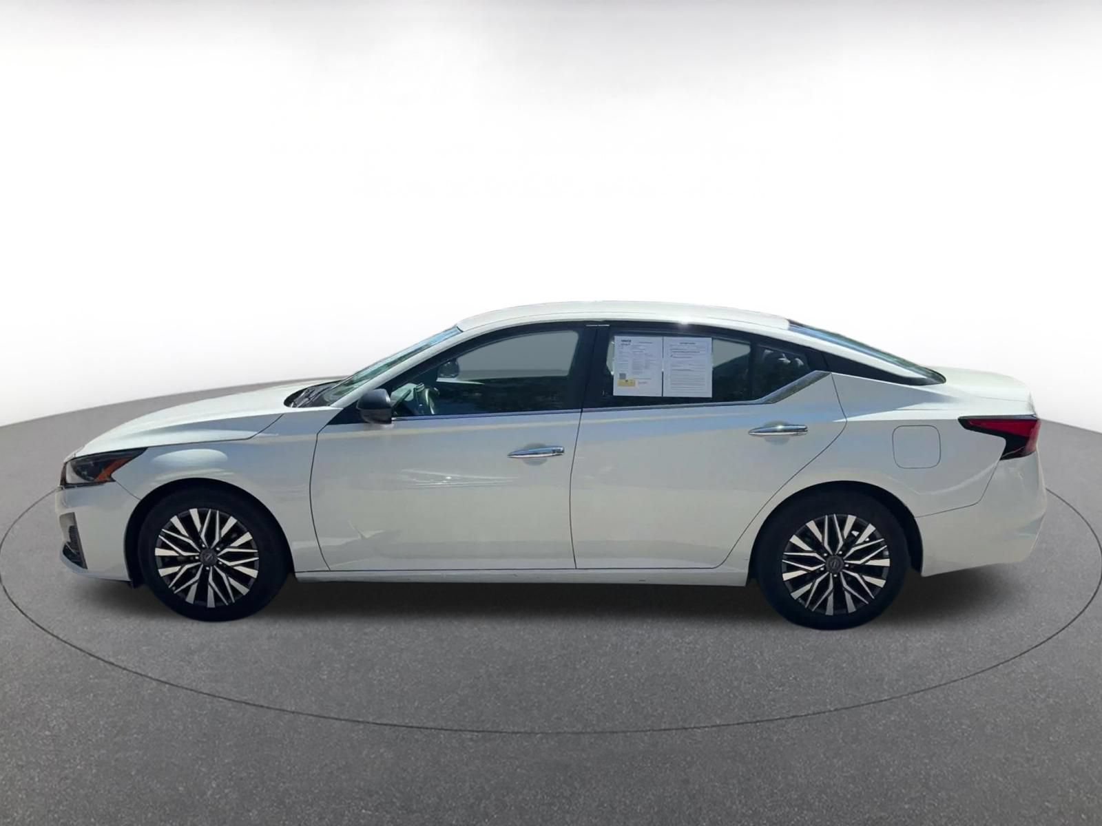 Thumbnail: 2025 Nissan Altima - 7