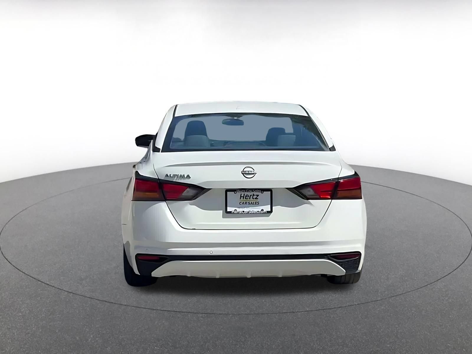 Thumbnail: 2025 Nissan Altima - 10