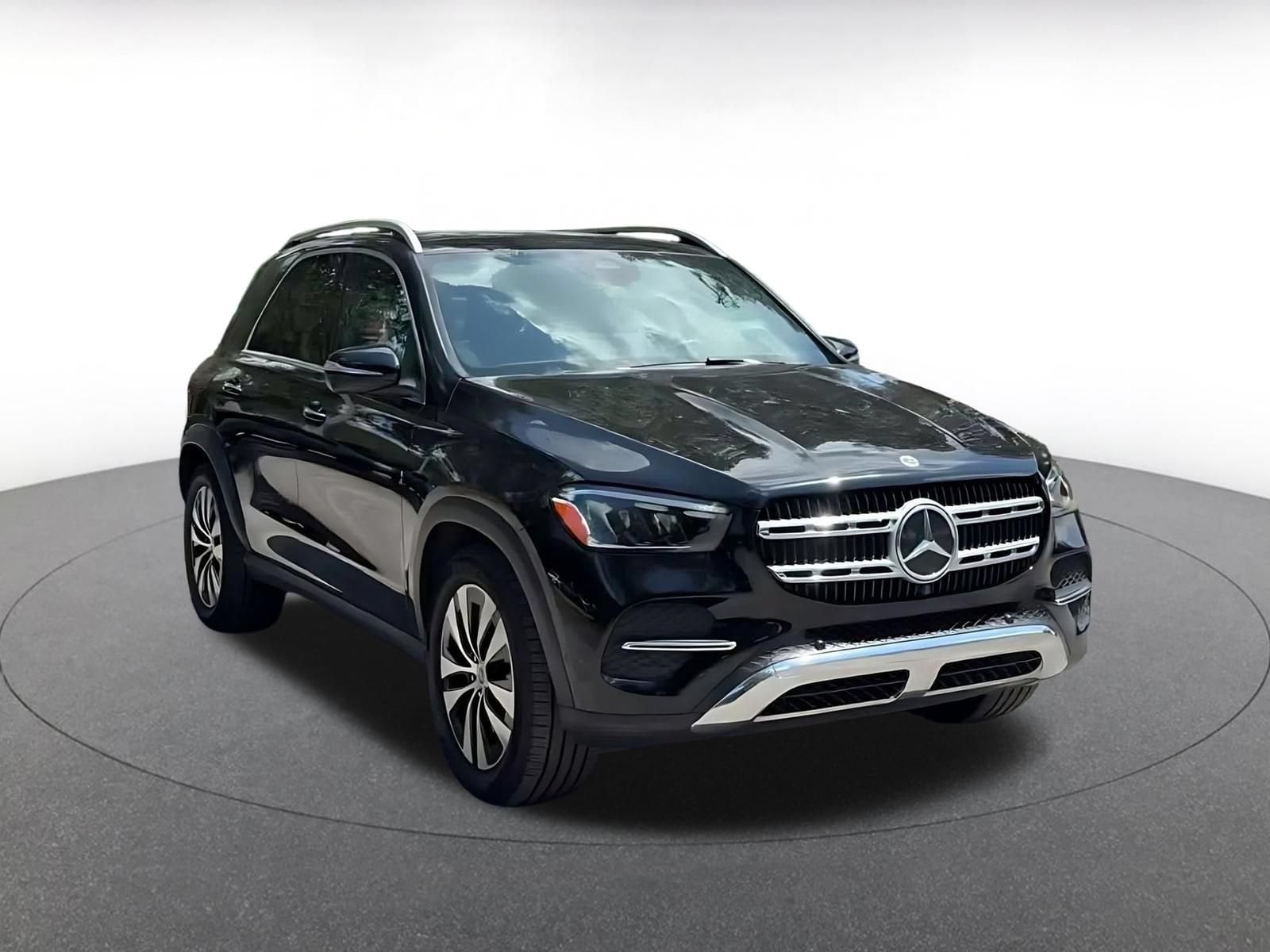 Thumbnail: 2026 Mercedes-Benz GLE - 3