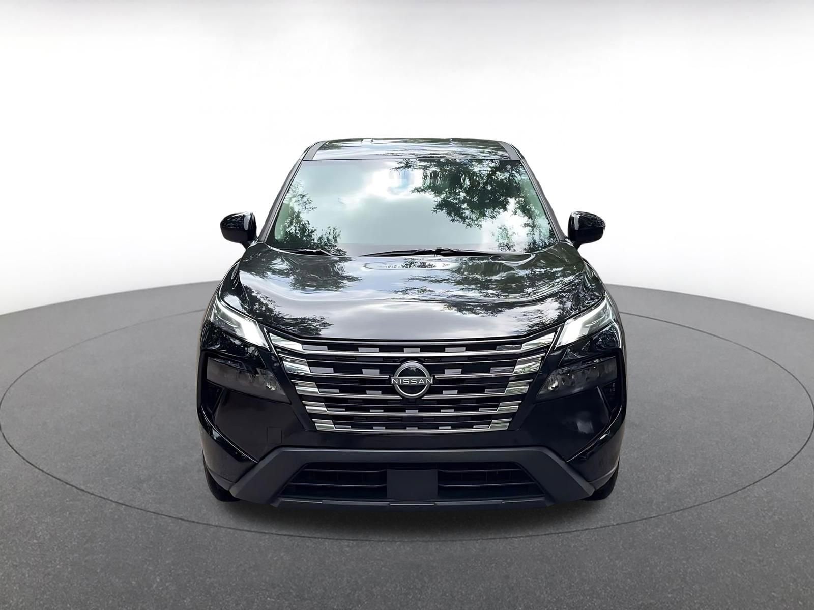 Thumbnail: 2025 Nissan Rogue - 4