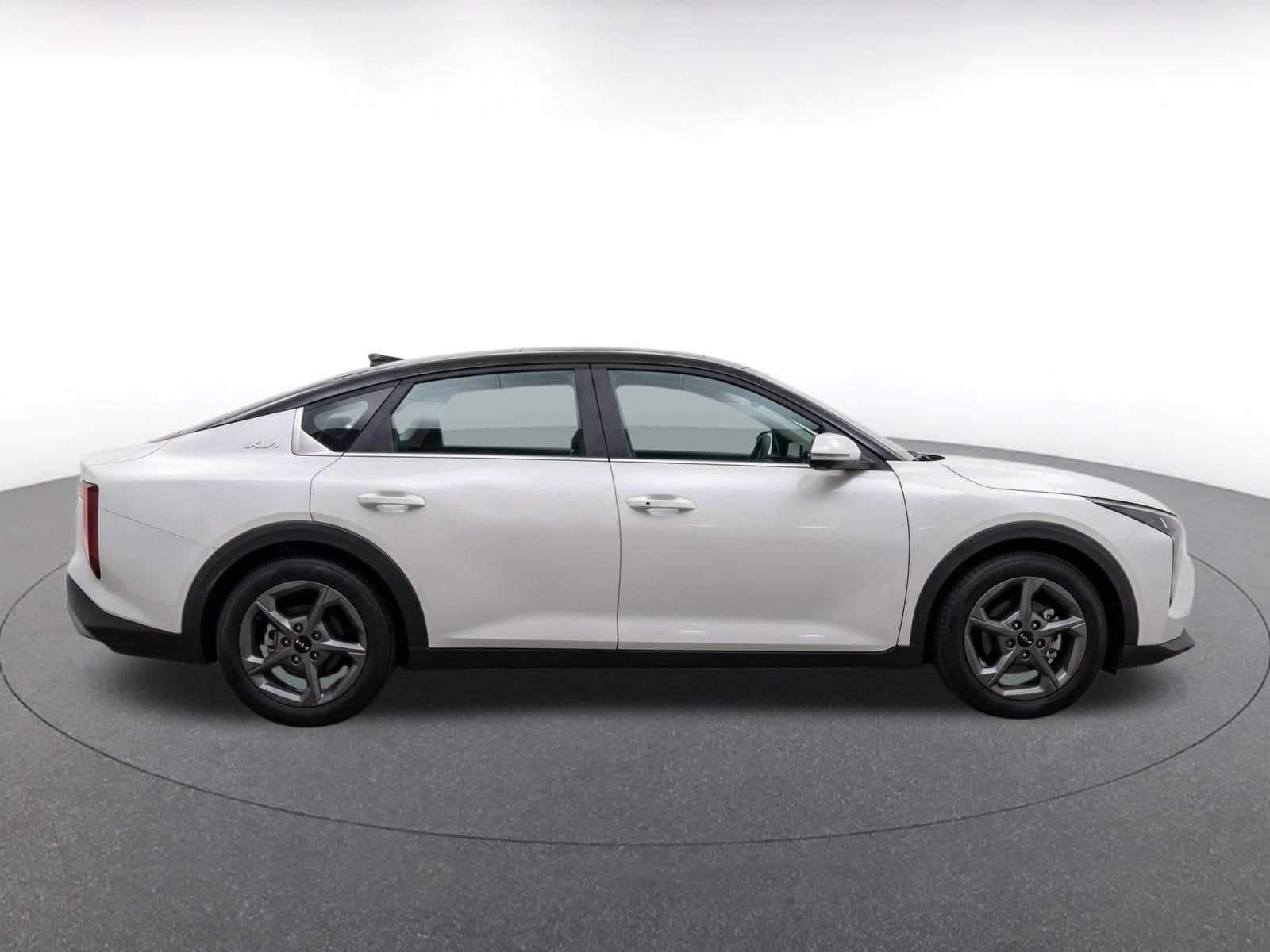 Thumbnail: 2025 Kia K4 - 10