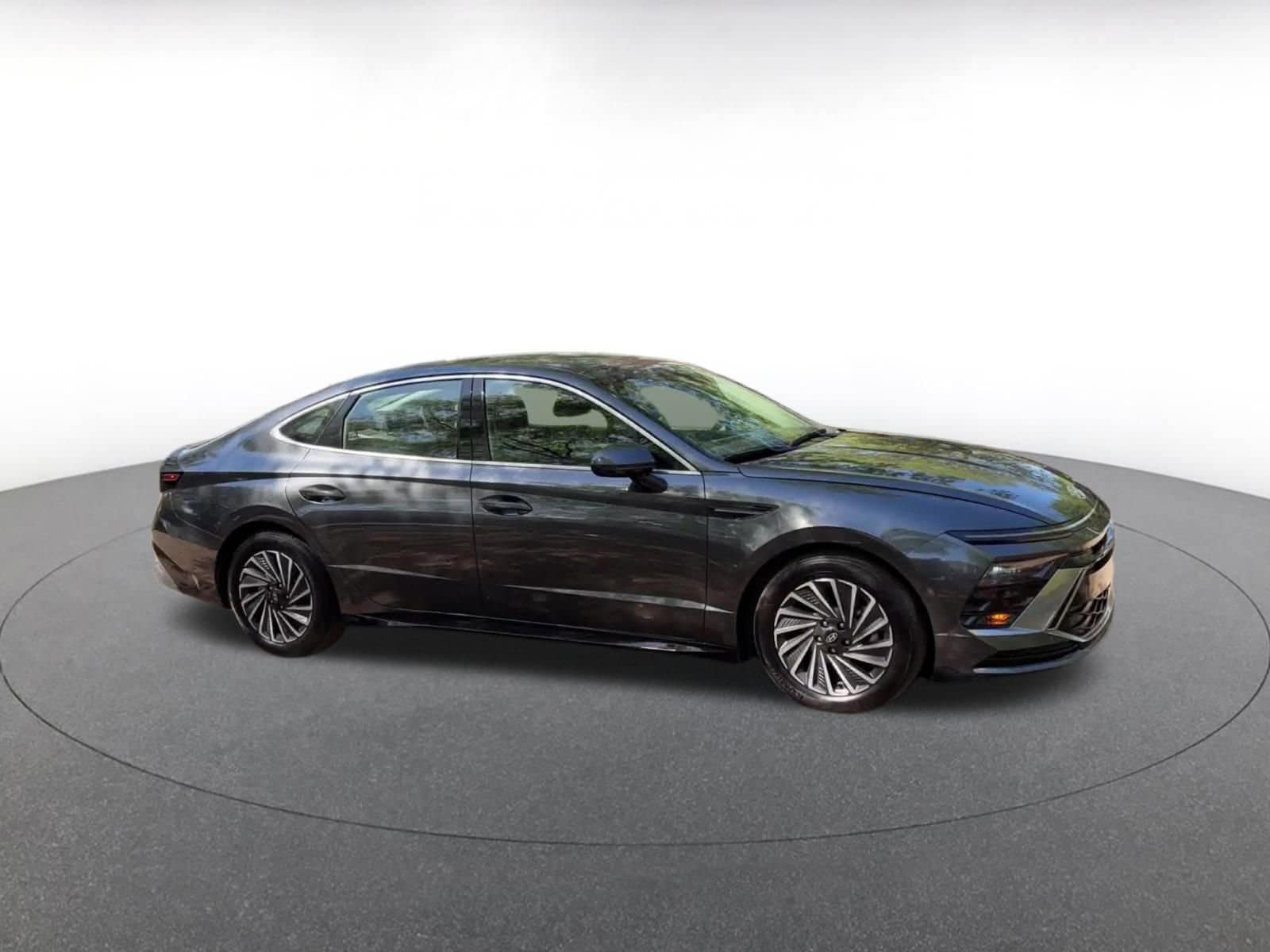 Thumbnail: 2025 Hyundai Sonata - 2