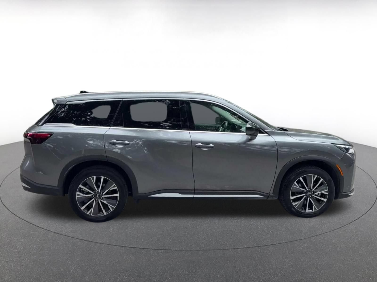 Thumbnail: 2026 INFINITI QX60 - 15