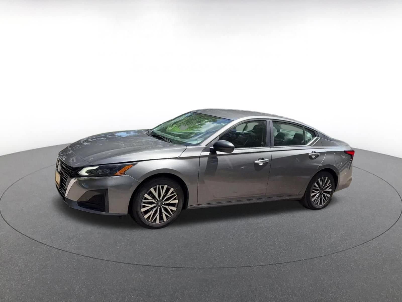 Thumbnail: 2025 Nissan Altima - 7