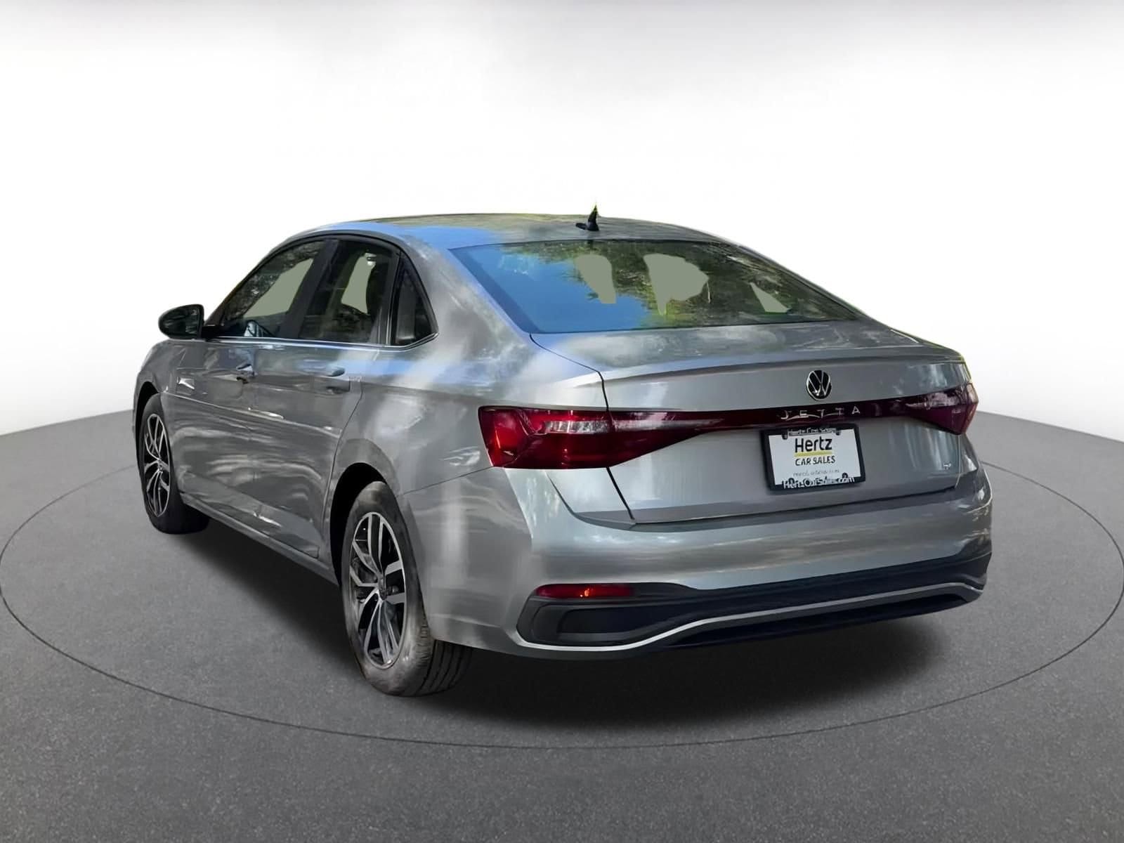 Thumbnail: 2025 Volkswagen Jetta - 11