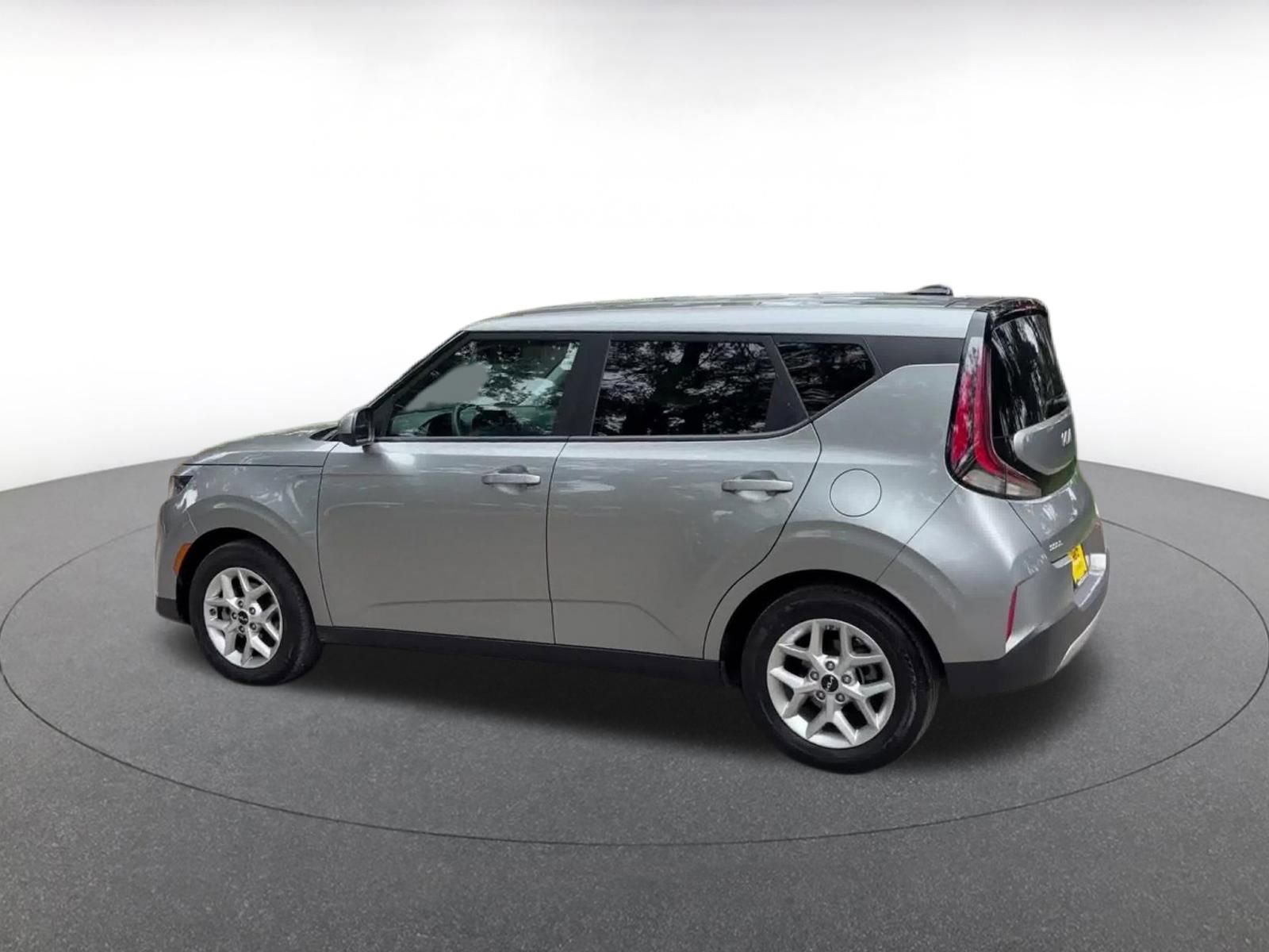 Thumbnail: 2025 Kia Soul - 10