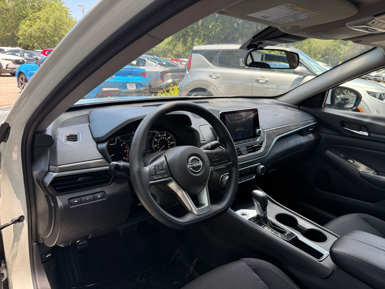 Thumbnail: 2025 Nissan Altima - 31