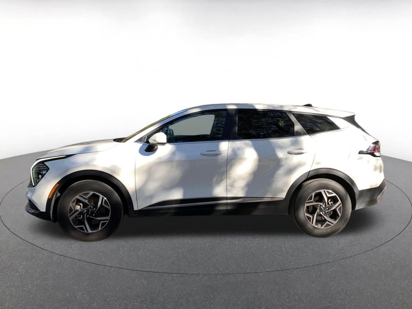 Thumbnail: 2025 Kia Sportage - 4