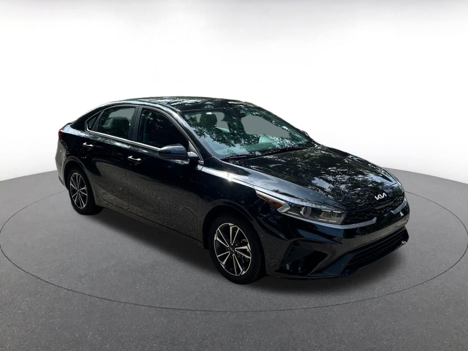 Thumbnail: 2024 Kia Forte - 1