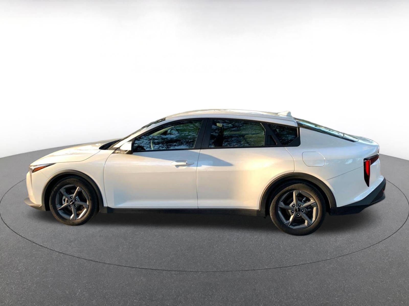 Thumbnail: 2025 Kia K4 - 4