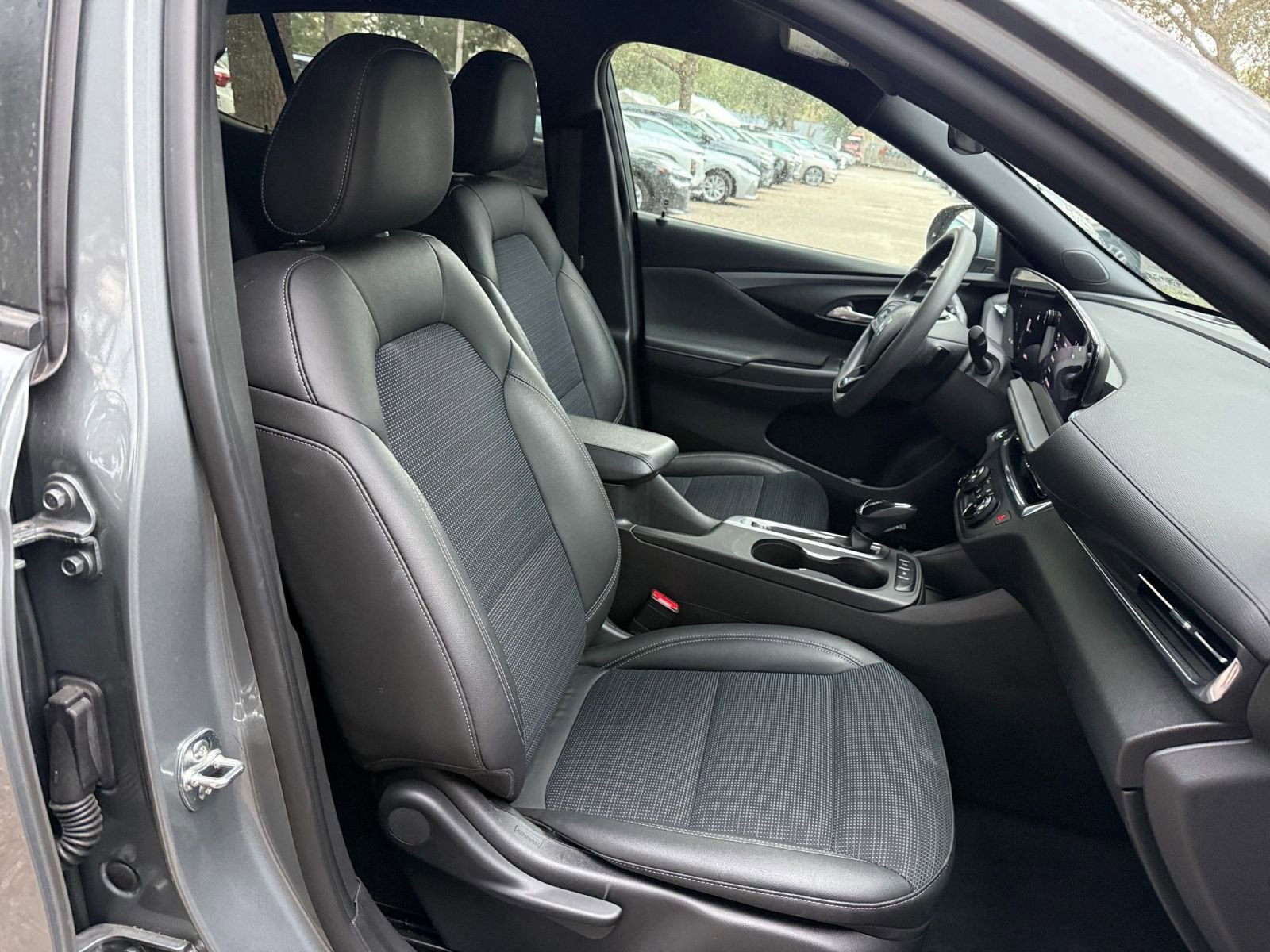 Thumbnail: 2025 Buick Envista - 30