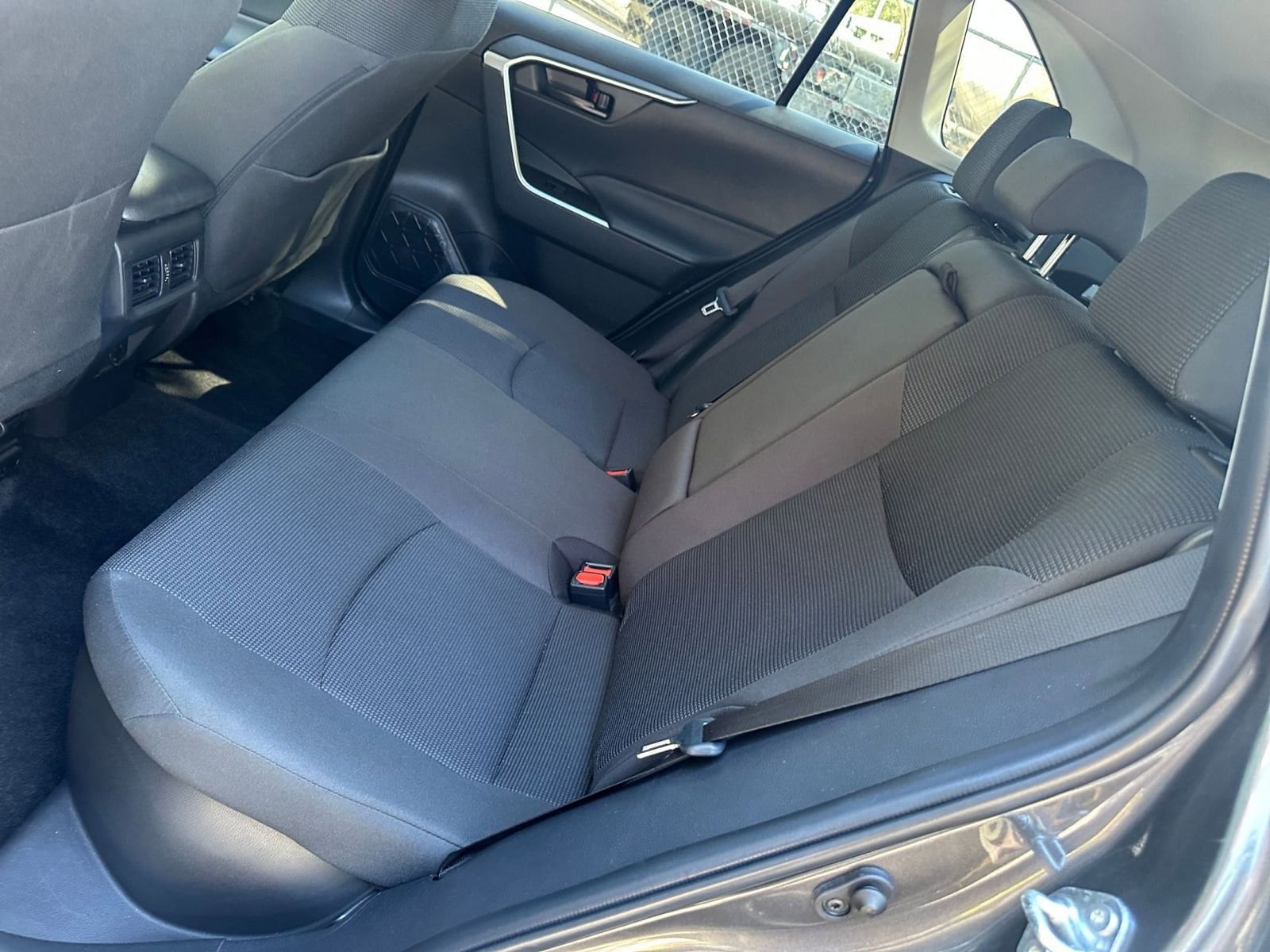 Thumbnail: 2025 Toyota RAV4 - 20