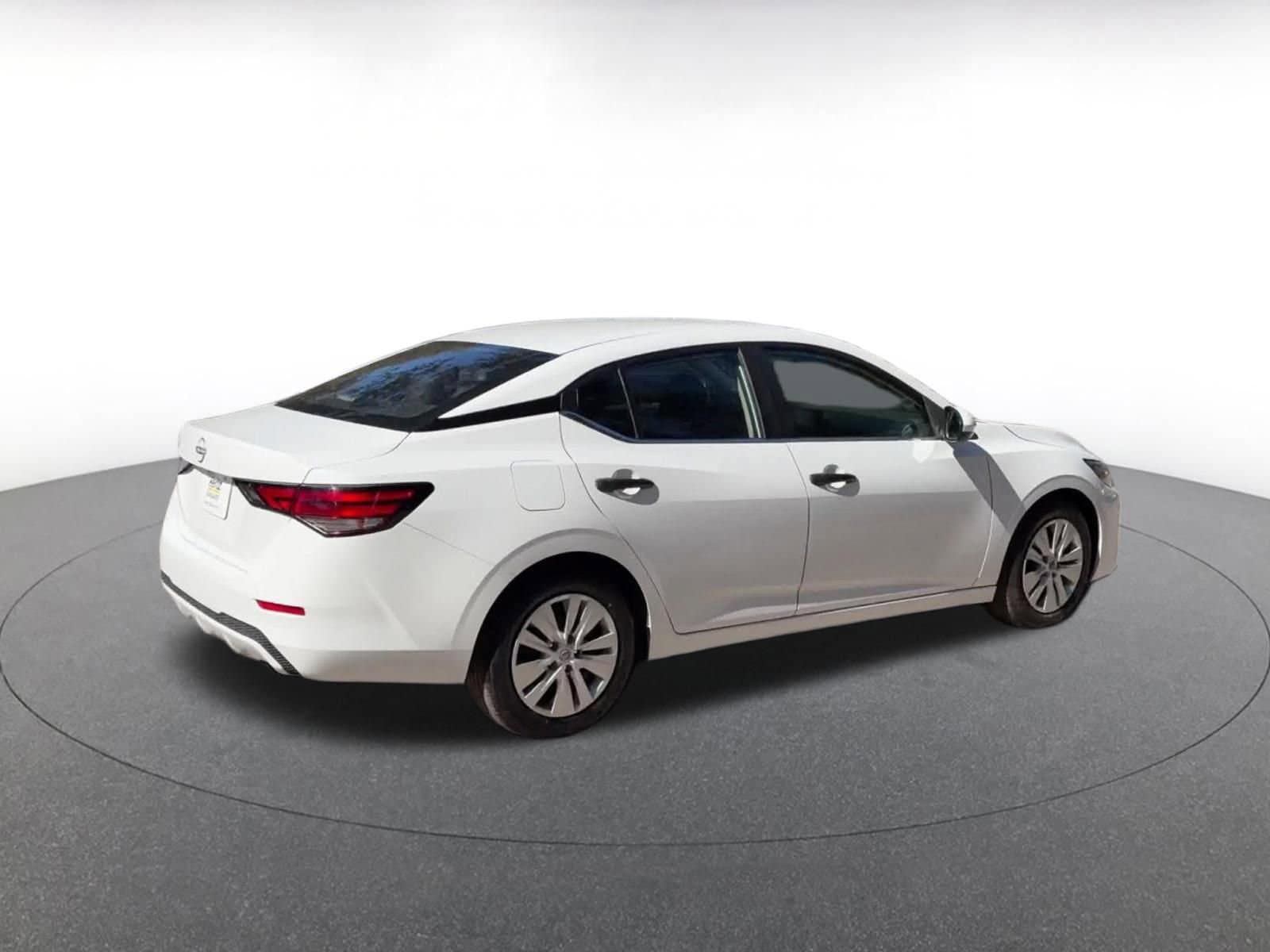 Thumbnail: 2025 Nissan Sentra - 12