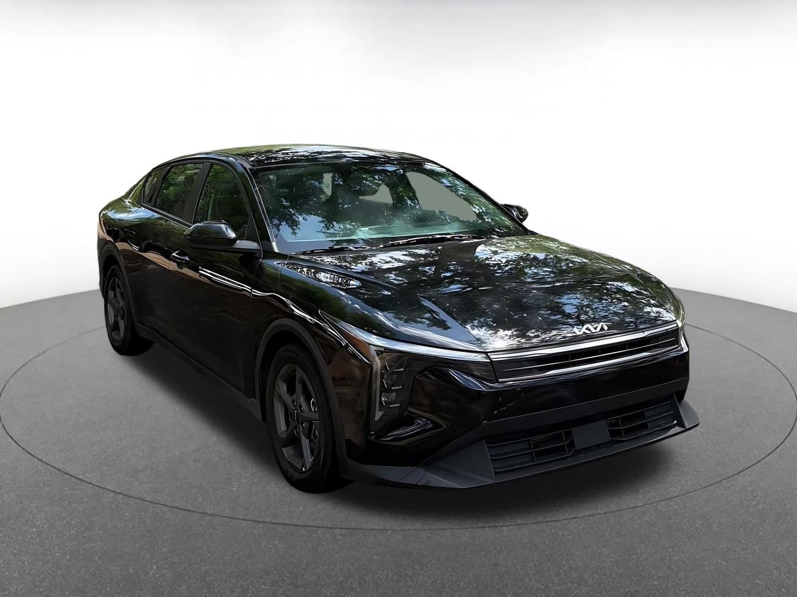 Thumbnail: 2025 Kia K4 - 1