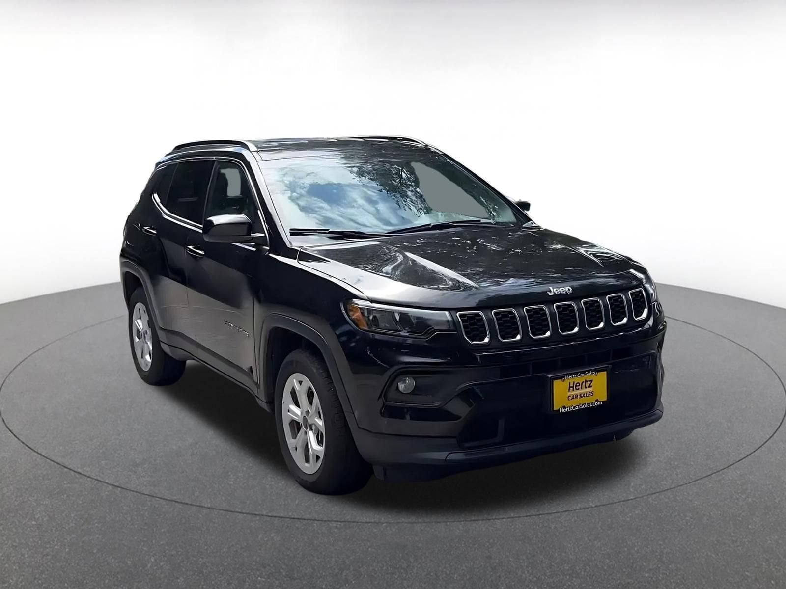 Thumbnail: 2025 Jeep Compass - 3