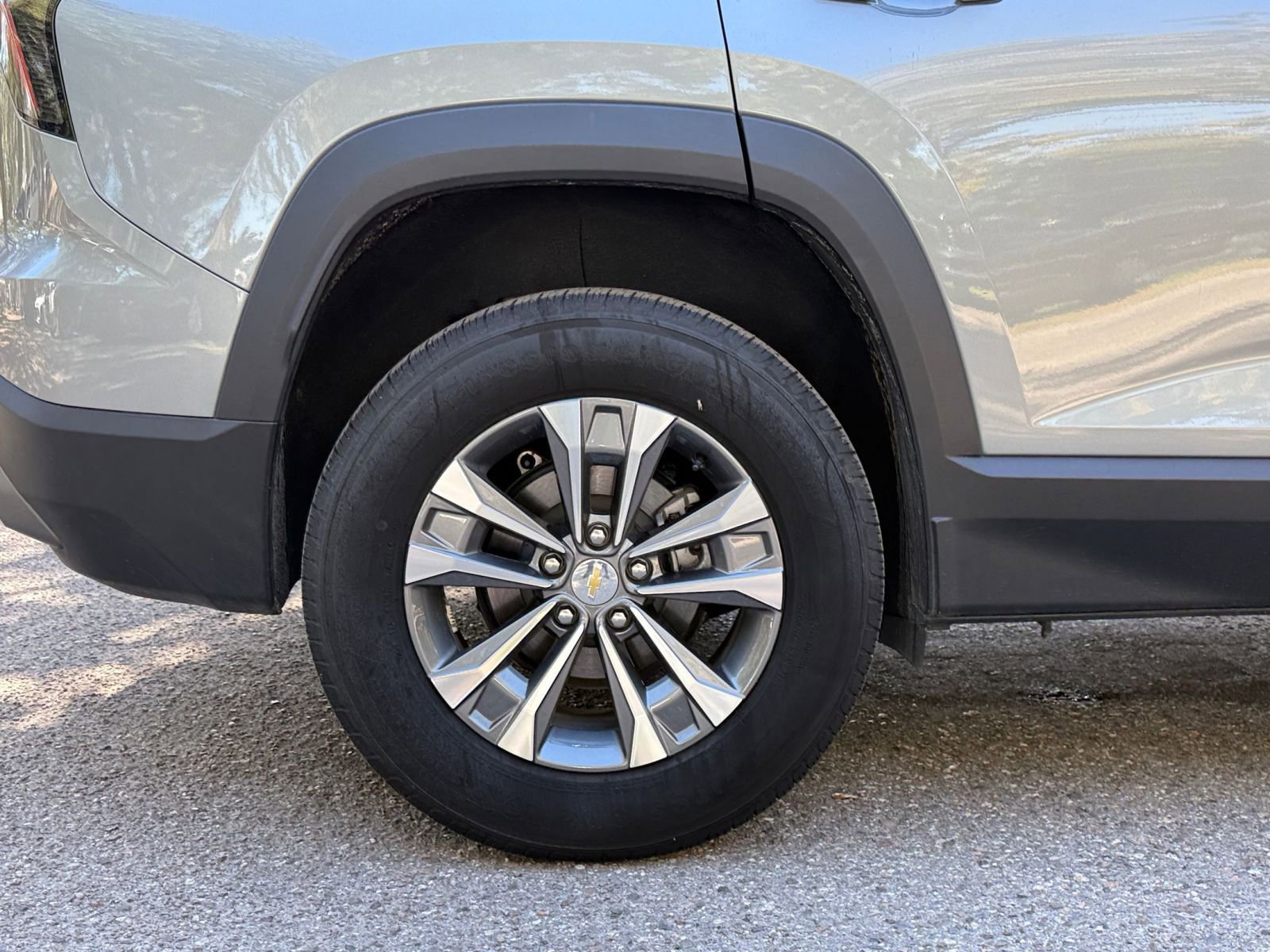 Thumbnail: 2025 Chevrolet Equinox - 23