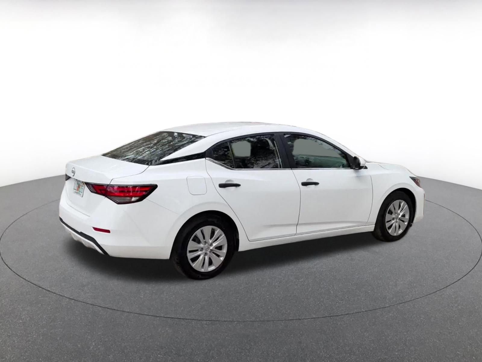 Thumbnail: 2025 Nissan Sentra - 15