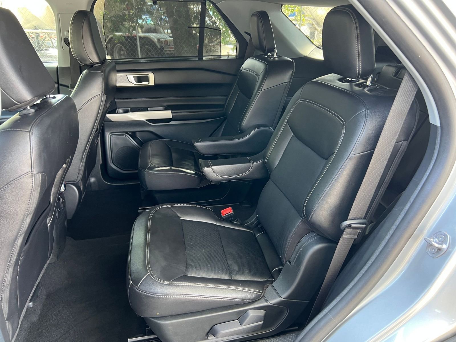 Thumbnail: 2023 Ford Explorer - 32