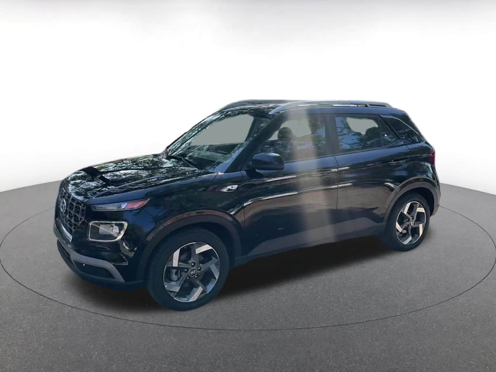Thumbnail: 2025 Hyundai Venue - 8