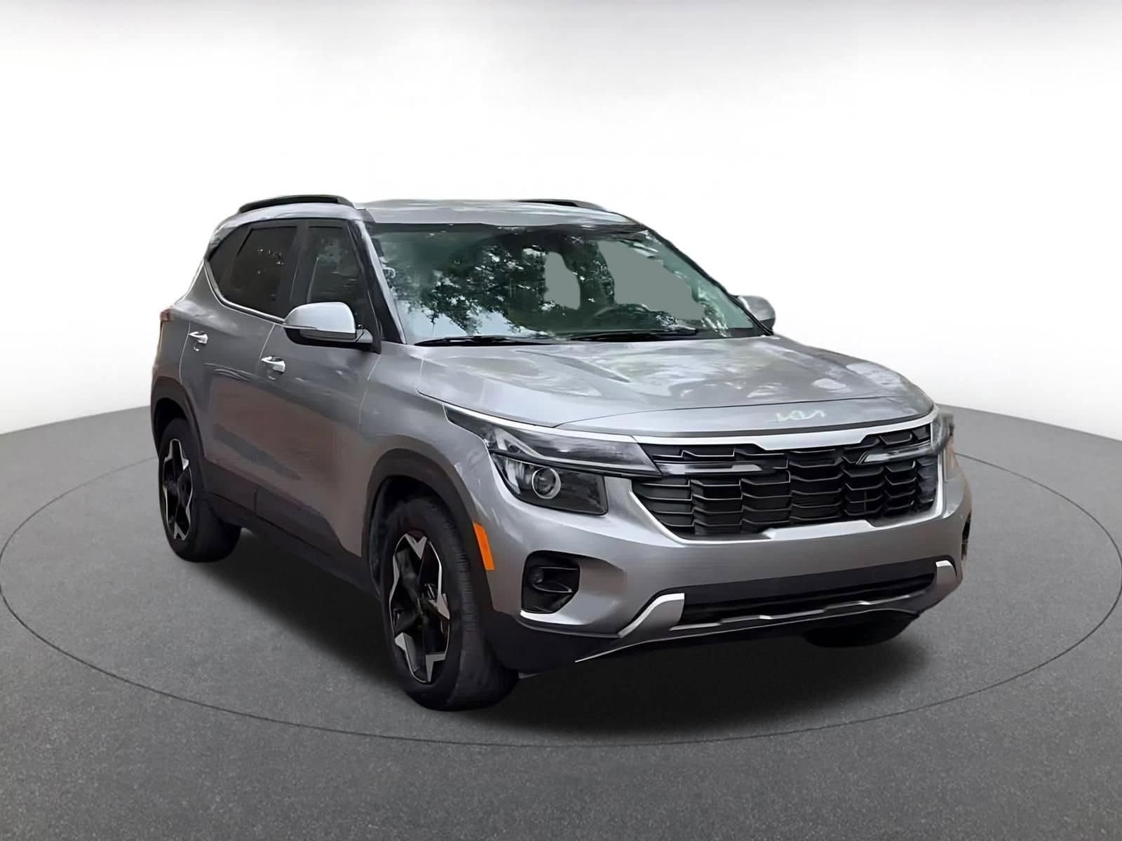 Thumbnail: 2025 Kia Seltos - 3