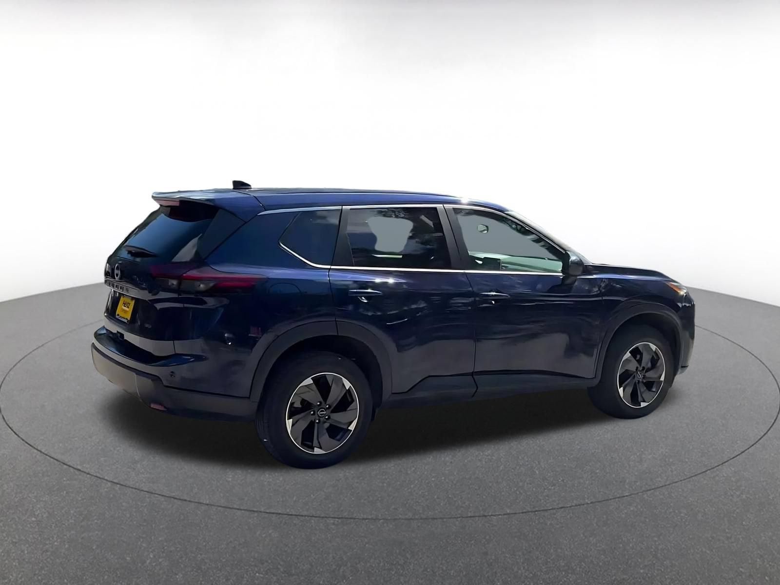 Thumbnail: 2025 Nissan Rogue - 14