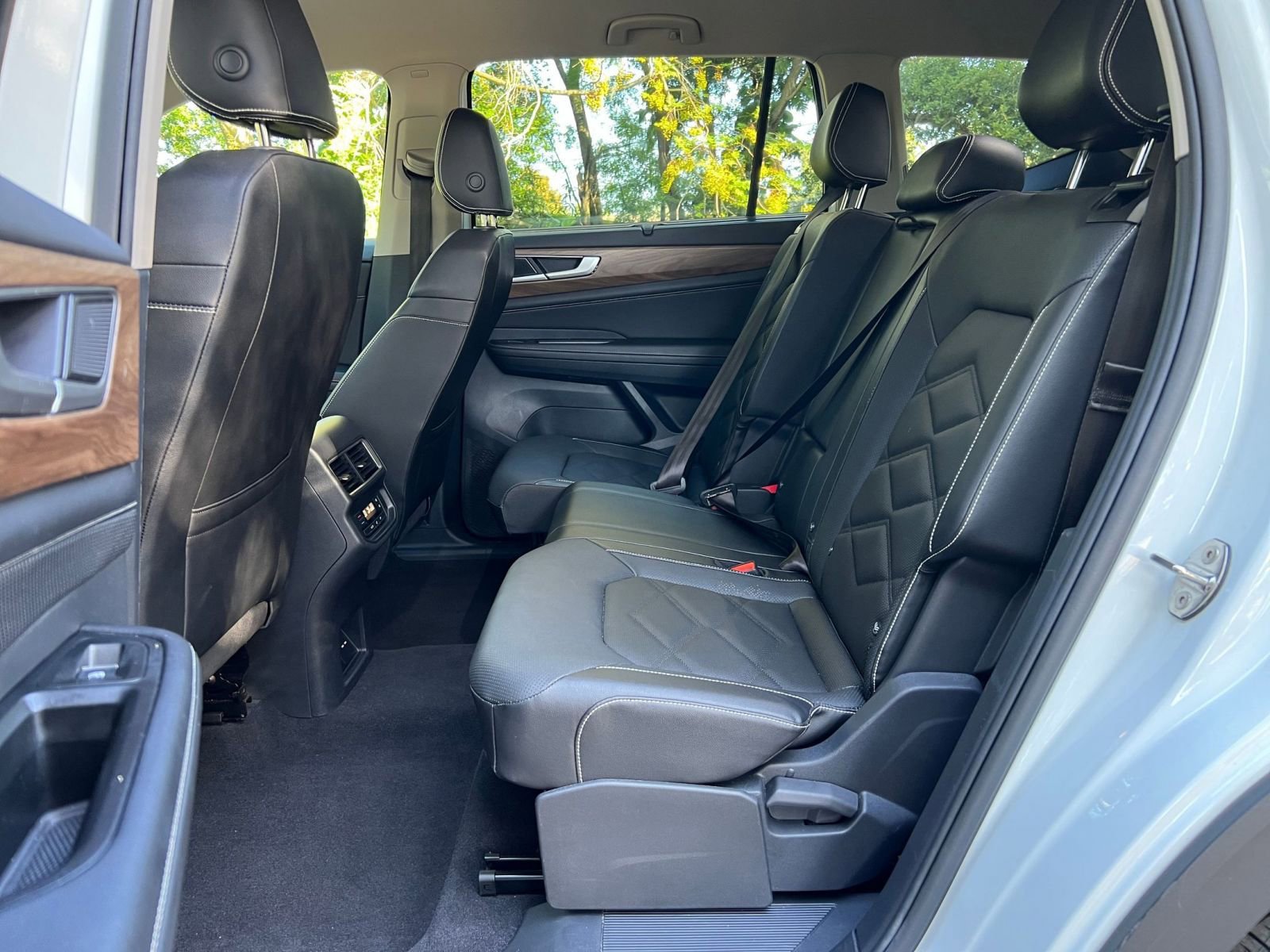 Thumbnail: 2025 Volkswagen Atlas - 20