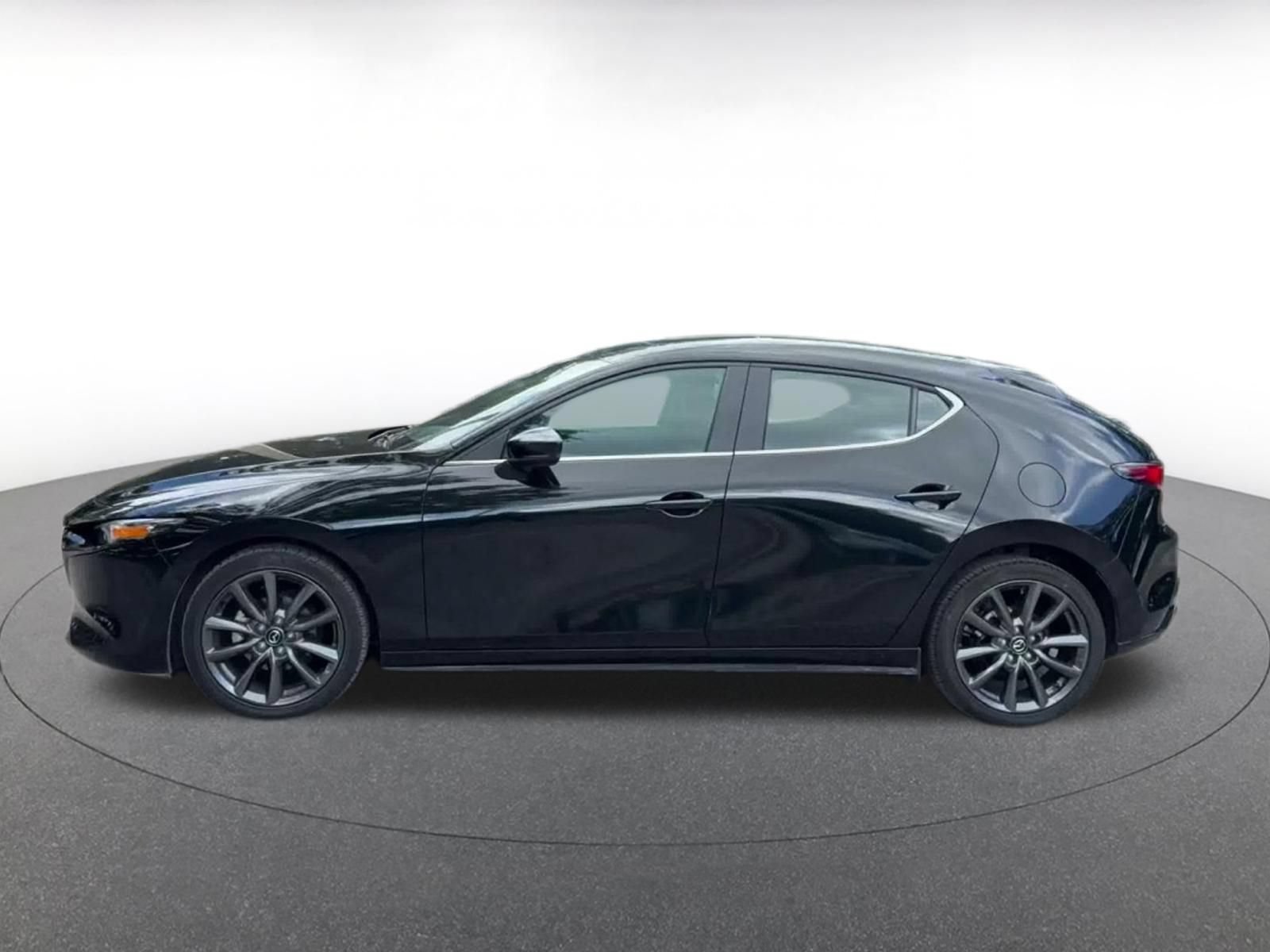 Thumbnail: 2026 Mazda Mazda3 - 9