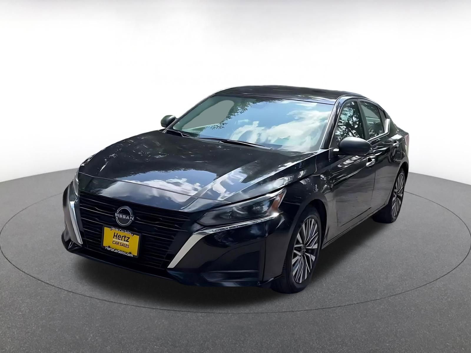 Thumbnail: 2025 Nissan Altima - 10