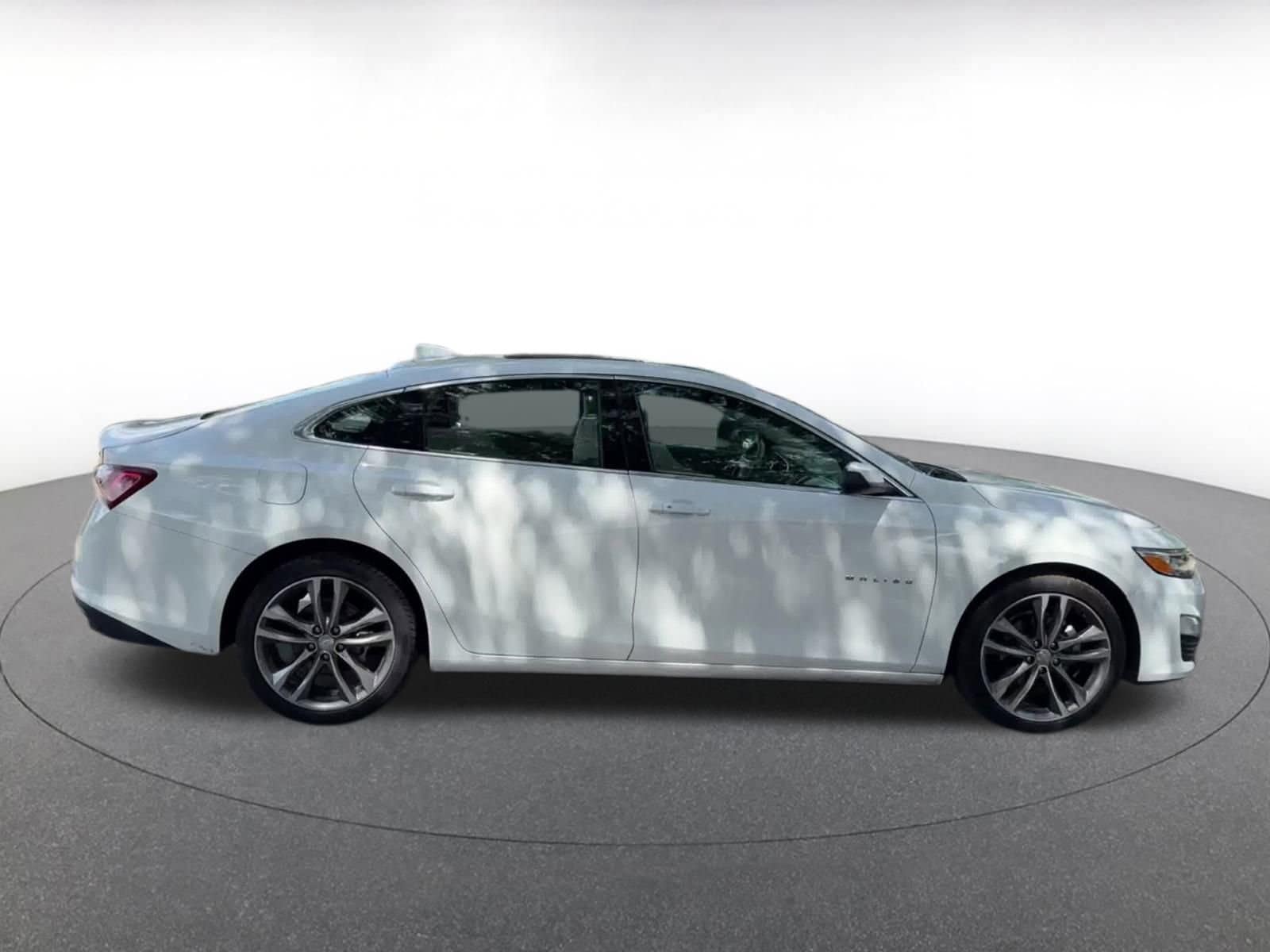 Thumbnail: 2024 Chevrolet Malibu - 16